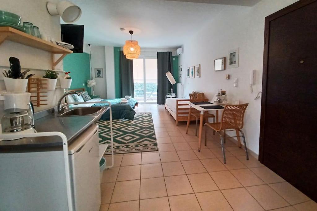 Comfy City Hideaway Kalamata Exterior photo